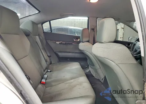 2011 Mitsubishi Galant Es z USA, uszkodzony, nr VIN 4A32B3FF3BE008208